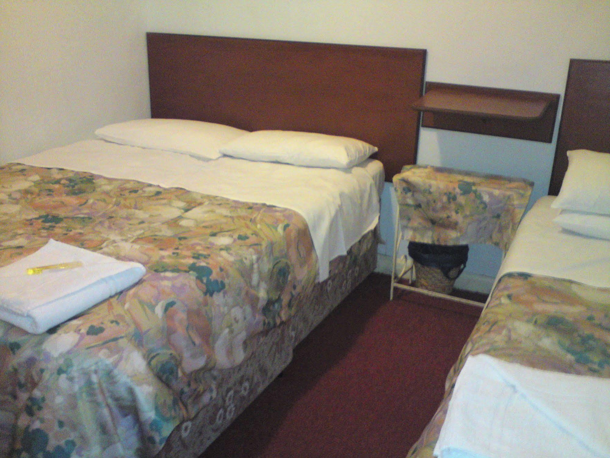 Regency Court Hotel Londen Buitenkant foto